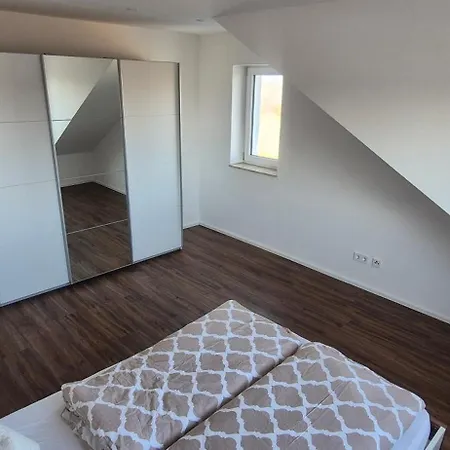 Neckartalblick Appartement Nuertingen
