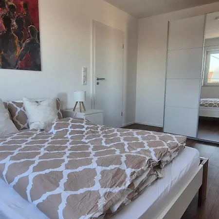 Neckartalblick Apartamento *